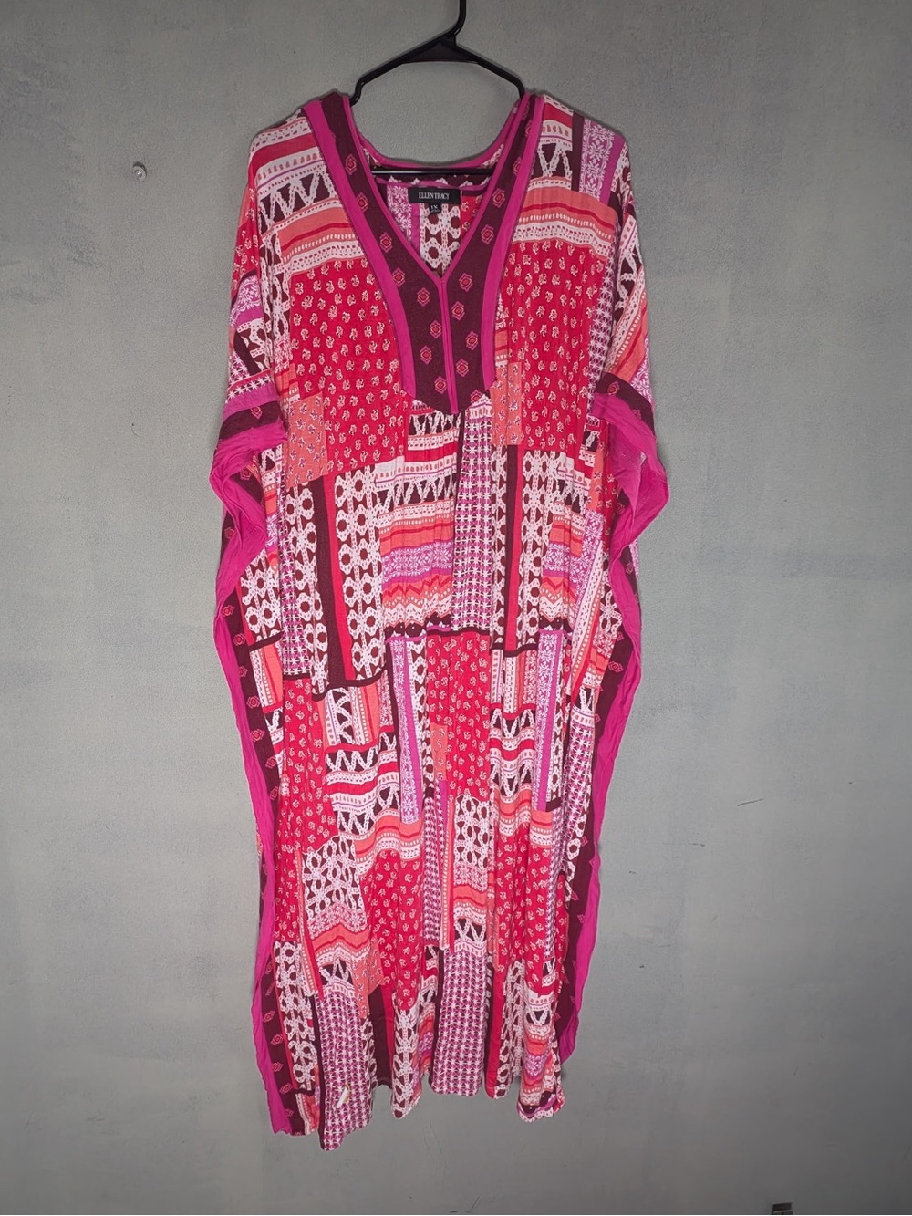 Ellen Tracy Fuchsia and Magenta Patterned Knit Kaftan/Moo Moo Boho Artsy